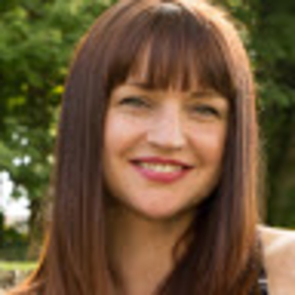 Meet your Posher, Christina - Picture 1 of 1